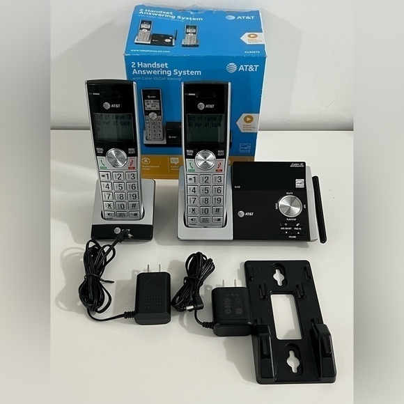 AT&T CL82215 Two-Handset Cordless Answering System with Caller ID/Call Waiting - Picture 2 of 11